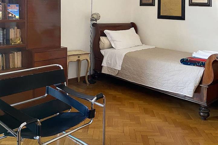 Apartamento entero, En el centro de Bolonia con el prestigioso muebles y piezas de arte antiguas in Bolonia, Provincia de Bologna