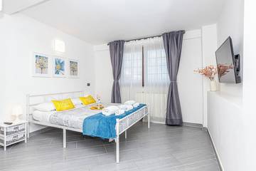 Villa per 6 Persone in Anguillara Sabazia, Lago di Bracciano, Foto 1