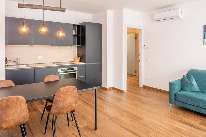 Ferienwohnung für 4 Personen, mit Seeblick und Terrasse sowie Garten, mit Haustier in Garda - 2
