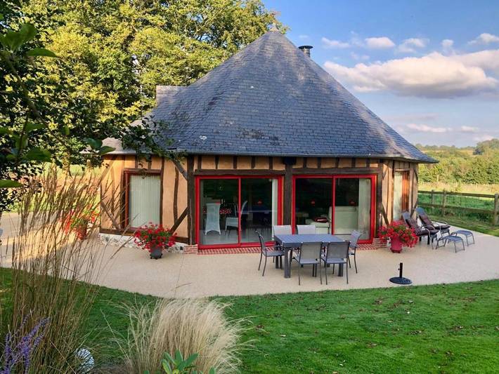 Location de vacances pour 4 personnes, avec jardin et piscine à Mirville - 3