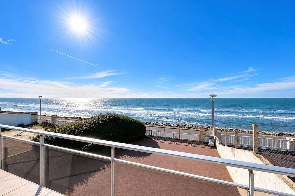 Villa am Meer mit Garten und kostenlosem WLAN in Saint-Pair-sur-Mer, Côte de la Déroute