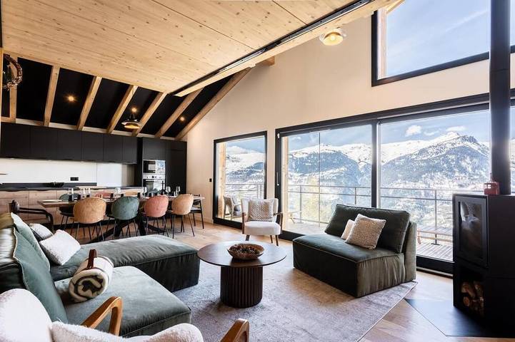 Chalet pour 12 personnes, avec balcon et sauna
