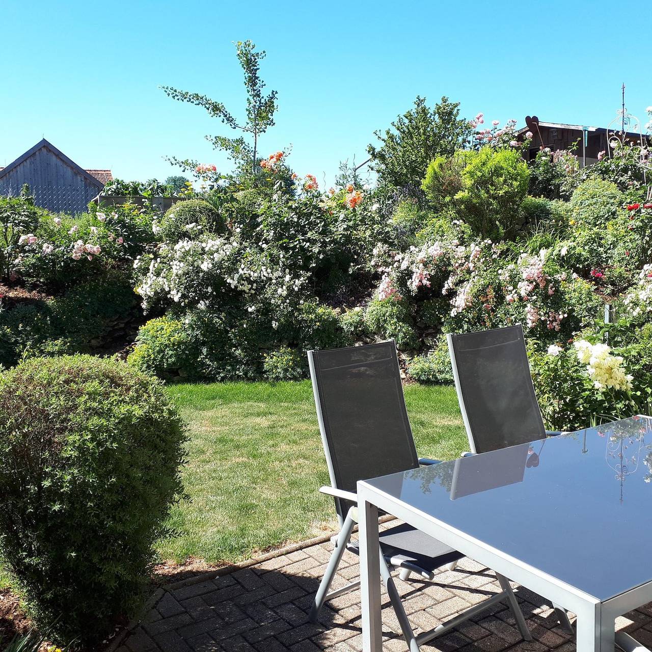 Ferienwohnung-Weigert-Sinzing - Ferienwohnung 1 mit Garten und Terrasse in Sinzing, Ostbayern