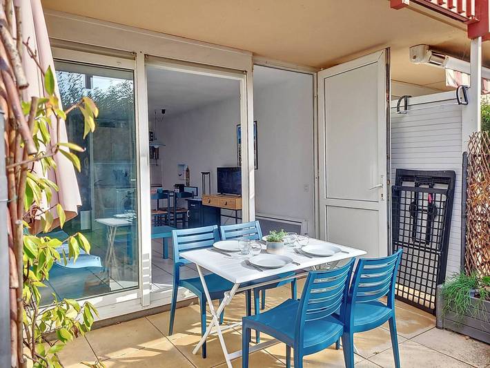 Estudio para 4 personas, con piscina y terraza - 1