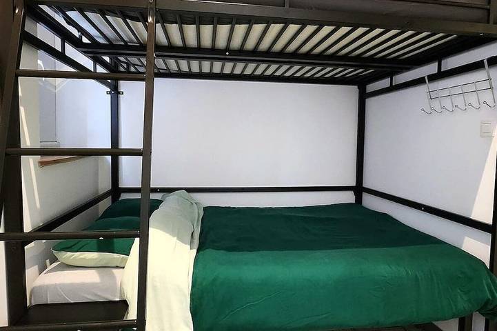 Gîte pour 4 personnes, avec Jardin et Piscine à Boussu - 2