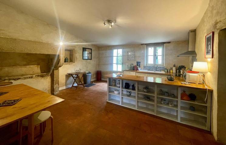 Location de vacances pour 6 personnes, avec piscine ainsi que vue et jardin à Barsac - 4