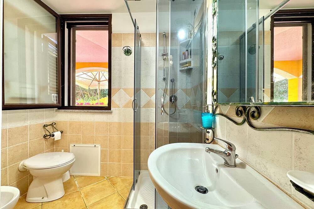 Entire apartment, Mediterranean Whisper in Santa Maria Navarrese, Ogliastra Province