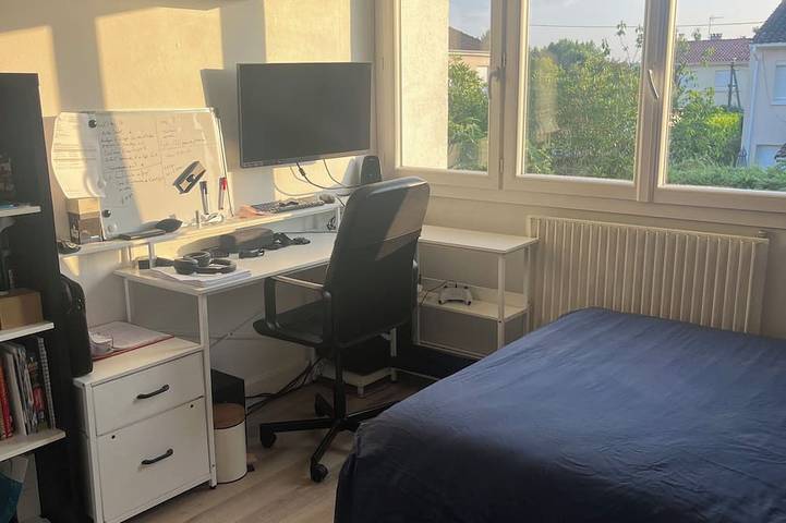 Location de vacances pour 6 personnes, avec terrasse et jardin à Eysines - 3