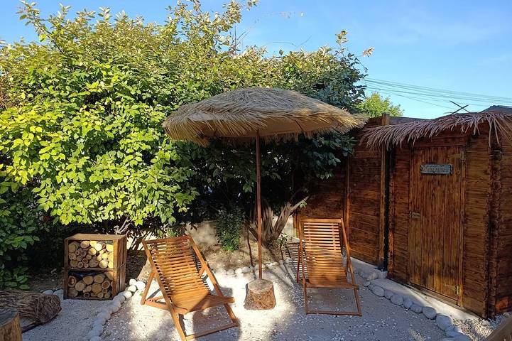 Location de vacances pour 4 personnes, avec Jardin et Piscine à Gignac-la-Nerthe
