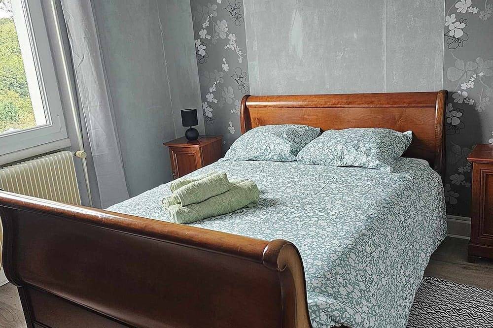 Maison au calme ,vue panoramique. A 5mn du parc d'attraction, idéal pour famille in Le Creusot, Région d'Autun