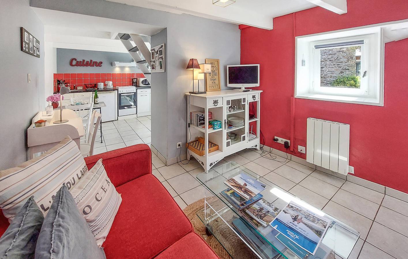 Appartement confortable avec jardin et parking, à 1,5 km de la plage des Rosaires in Plérin, Côte de Goëlo