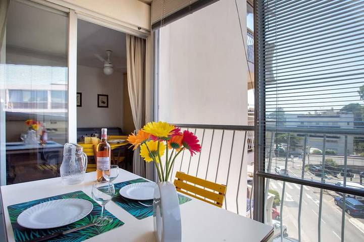 Appartement de vacances pour 2 personnes, avec balcon à Saint-Laurent-du-Var