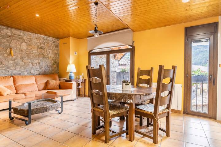 Casa rural para 4 personas, Se admiten mascotas en Pirineo Catalan - 2