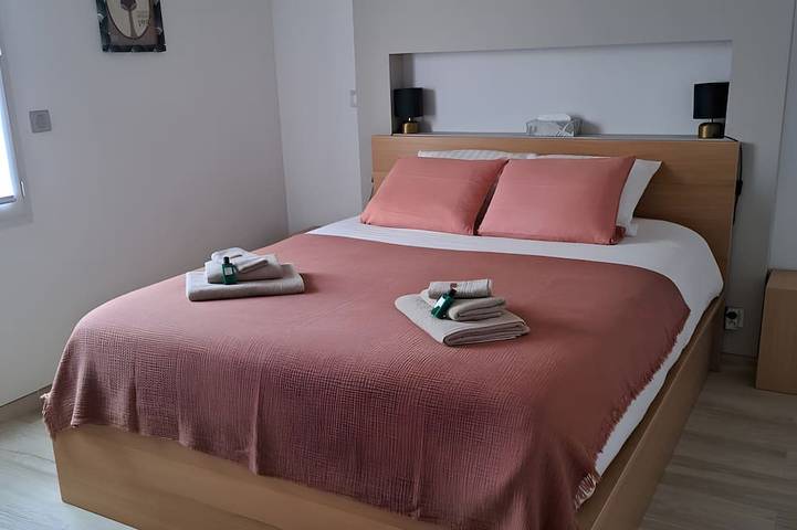 Chambre d’hôte pour 2 personnes, avec piscine et jardin - 1