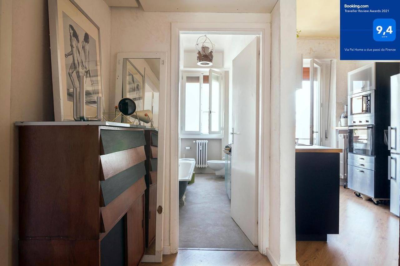Appartamento intero, Via Pai Home Accogliente bilocale a due passi da Firenze Wi-Fi veloce & parcheggio gratuito in Scandicci, Firenze province