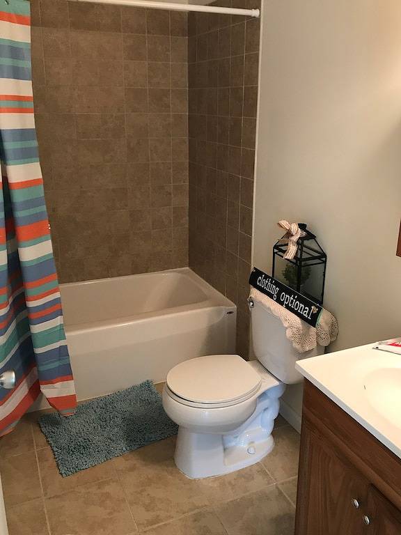 Wunderschönes Eckgrundstück mit gemütlicher Strandatmosphäre. in Cape May, Cape May County