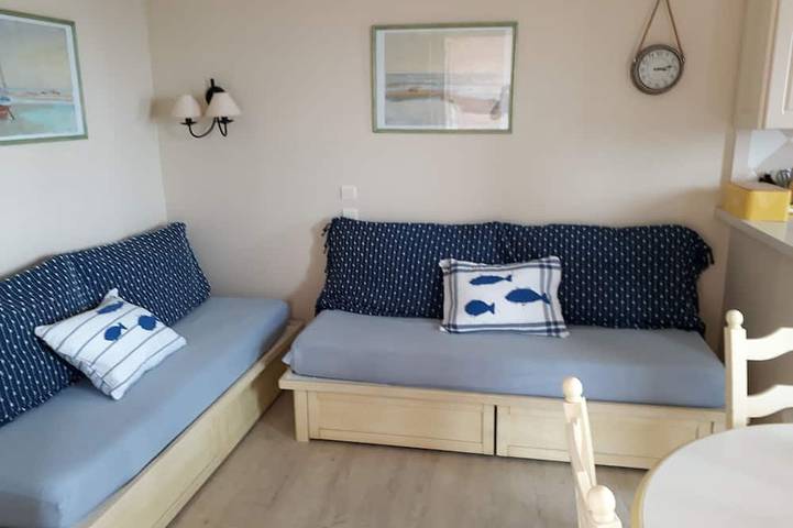 Gîte pour 5 personnes, avec jardin ainsi que piscine et terrasse à Roquebrune-sur-Argens - 2