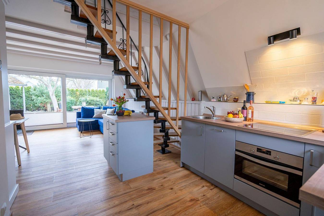 Charming Finn Cottage with Enclosed Garden, Wi-Fi and Terrace in Börgerende in Börgerende, Börgerende-Rethwisch