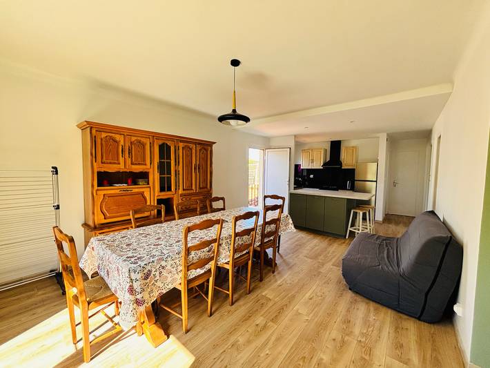 Gîte pour 6 personnes, avec terrasse dans Plage Maillol - 2