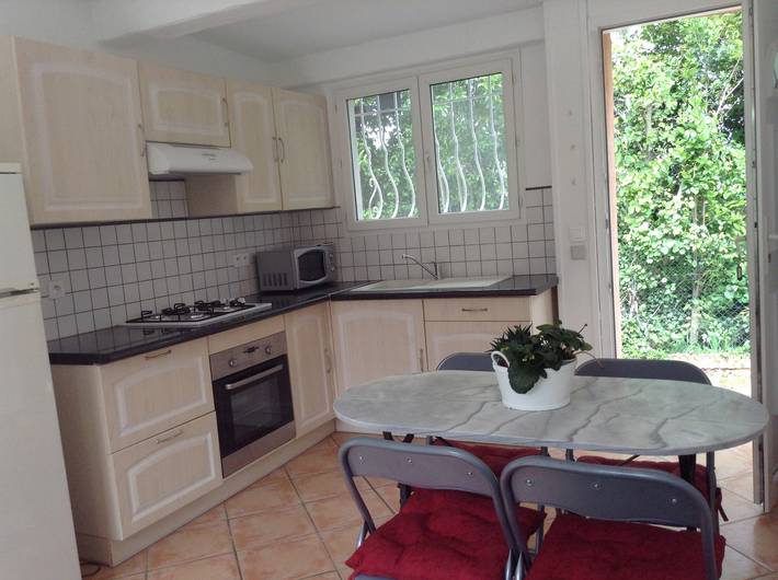 Gîte pour 2 personnes, avec terrasse à Le Muy - 4