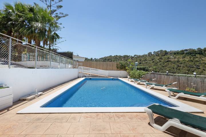 Holiday Home 'Maravillosa Villa Con Piscina' with Private Pool, Wi-Fi and Air Conditioning in Vora-Sitges, Canyelles (Barcelona)