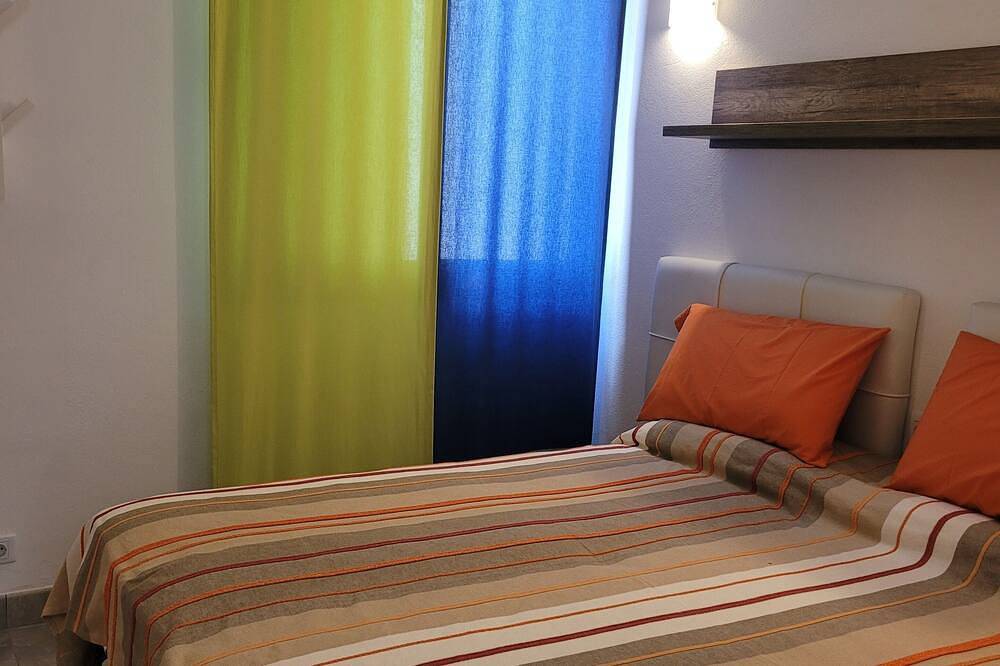 Appartement entier, Appartamento con Piscina in Cala en Bosc, Ciutadella