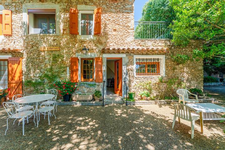 'Chez Martha' met Uitzicht op de Bergen, Privéterras en Tuin in Anduze, Cevennen