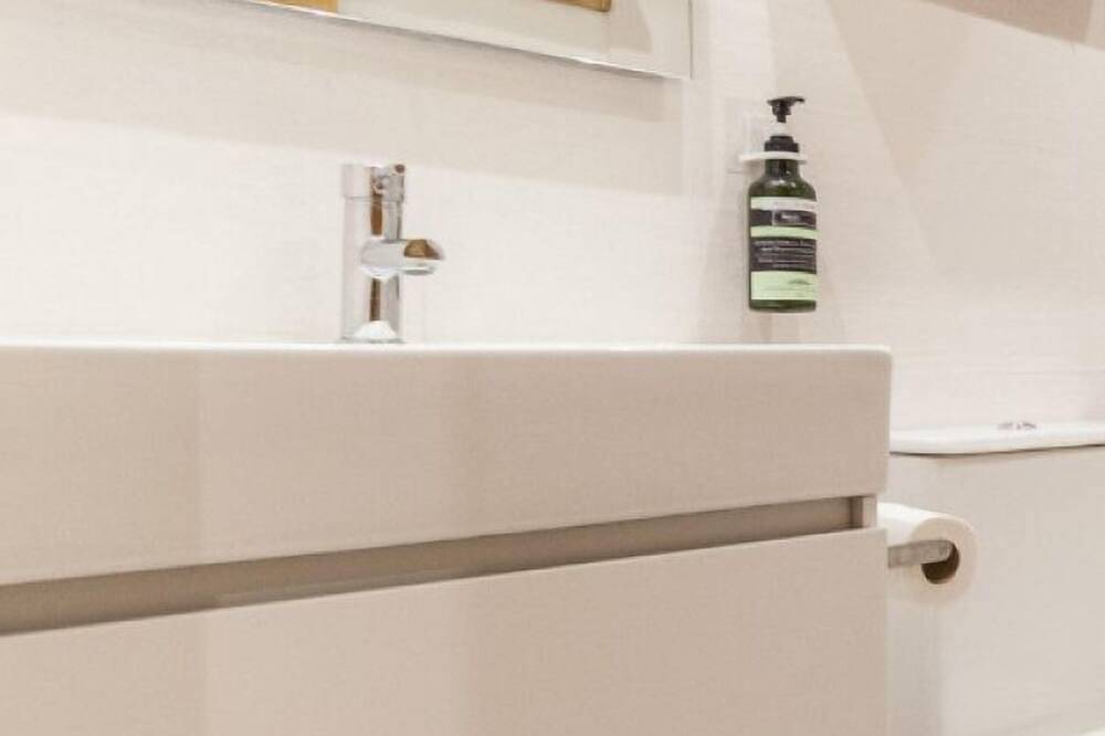 Appartamento intero, Cozy Apartment in the Heart of Gijón in Distrito Centro (Gijón), Gijon