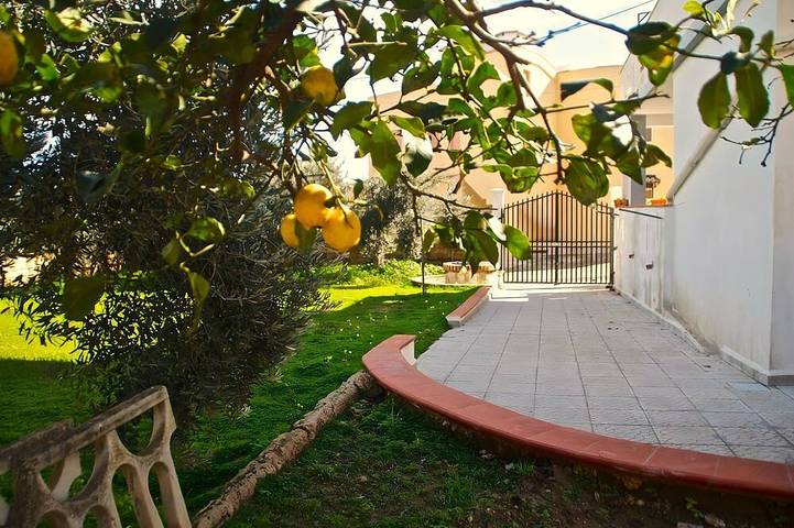 Appartamento vacanze per 6 persone, con giardino e terrazza, con animali domestici - 1