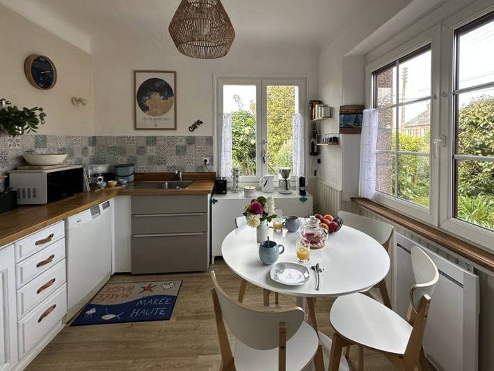 Location de vacances pour 6 personnes, avec jardin dans Landrellec - 3