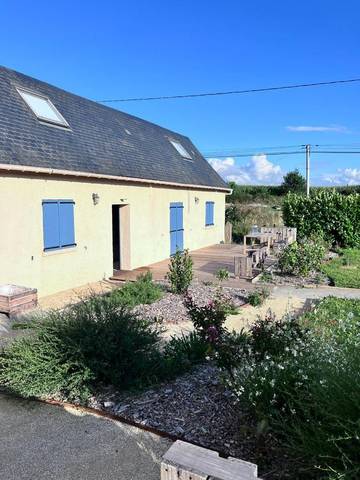 Location de vacances pour 5 personnes, avec jardin, animaux acceptés à Saint-Jouin-Bruneval