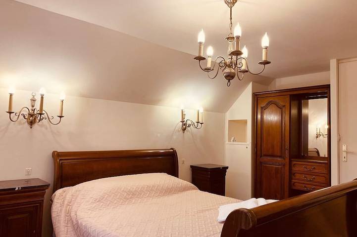 Gîte pour 6 personnes, avec jardin et piscine à La Ferté-Saint-Cyr - 2