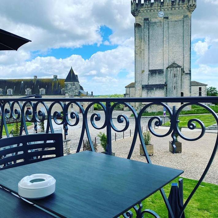 Hôtel pour 2 personnes, avec Balcon ainsi que Terrasse et Vue à Pons