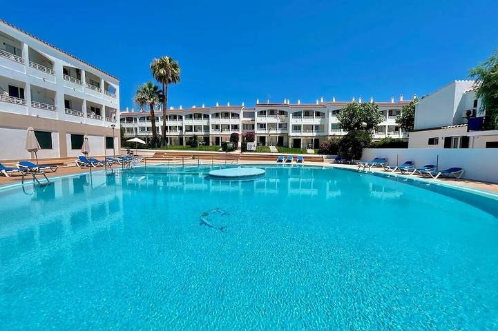 Holiday apartment for 4 people, with balcony and pool - 1