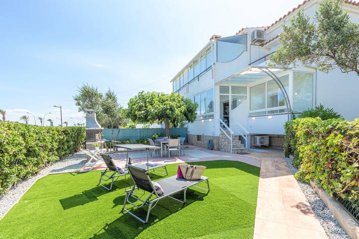Apartamento de vacaciones para 5 personas, con jardín y balcón - 1