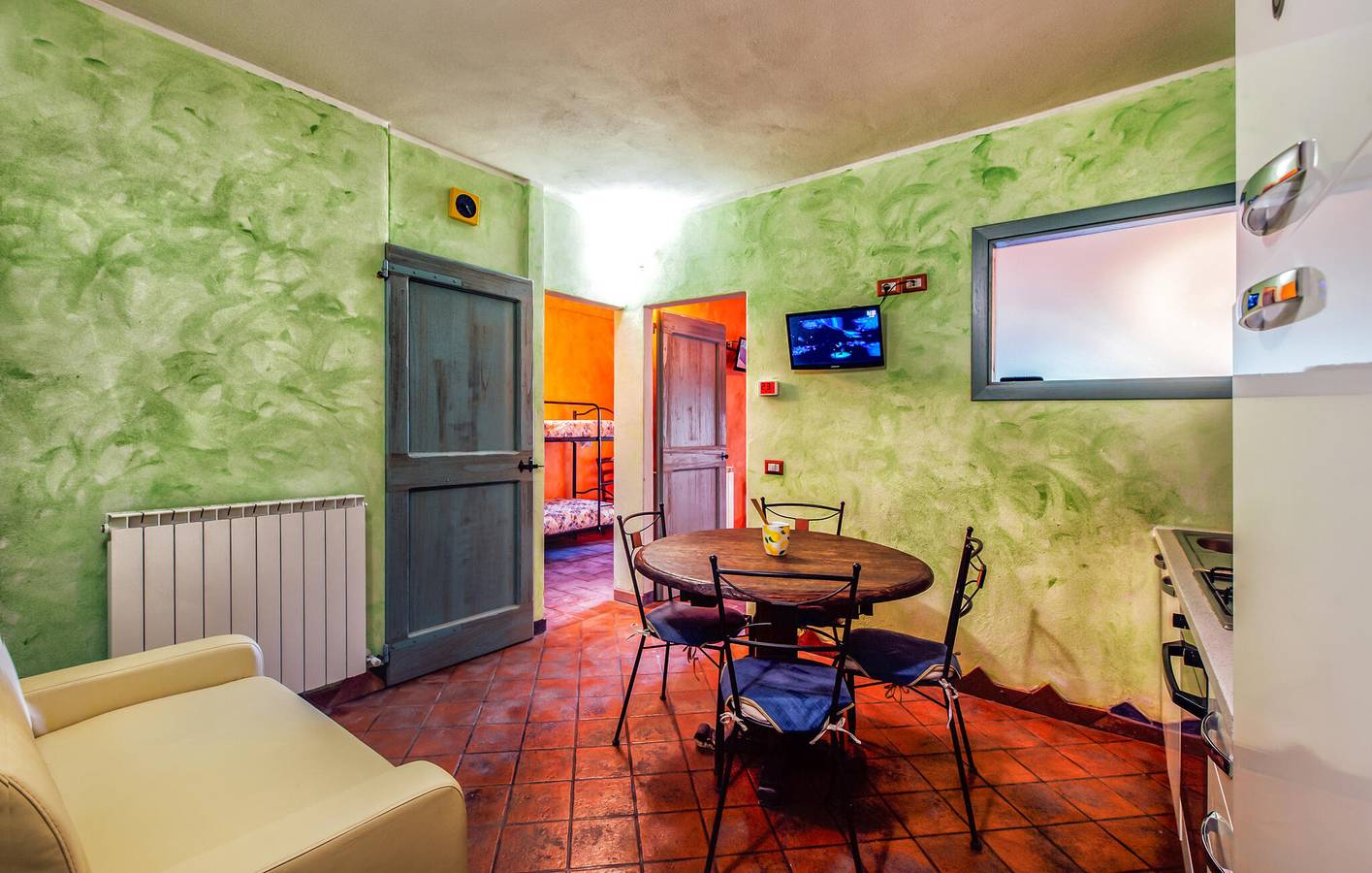 Ganze Ferienwohnung, Gemütliche Wohnung mit Pool, Garten & WiFi - Castiglione d'Orcia in Castiglione d'Orcia, Castiglione d'Orcia und Umgebung