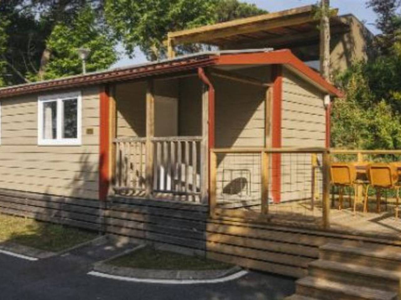 Cozy mobile home for 4 with terrace in San Sebastián in San Sebastian, Basque Coast (Spain)