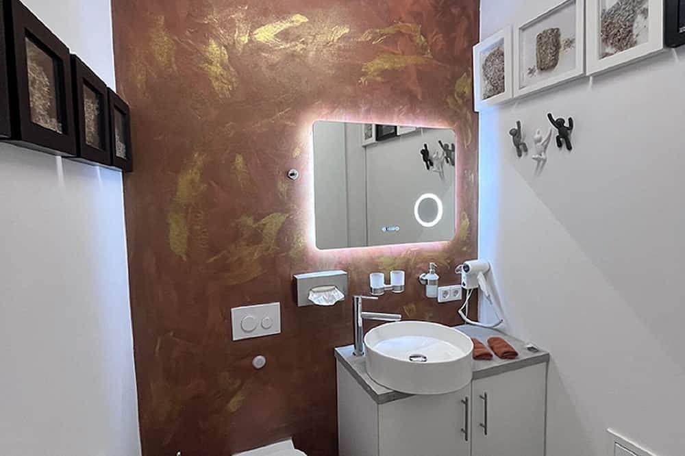 Ganze Wohnung, Helles Appartement im Eg mit hochwertiger Ausstattung in Marktheidenfeld, Spessart-Mainland