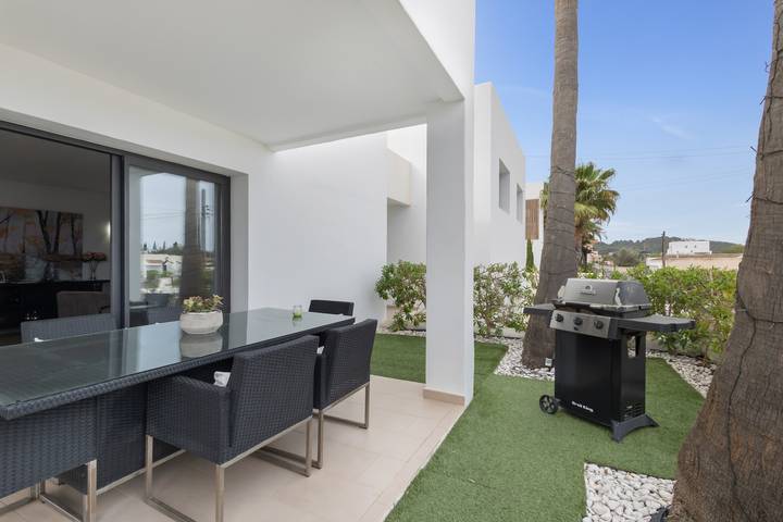 Villa 'Ca Sa Roca' with Mountain View, Wi-Fi and Air Conditioning in San José (Ibiza), Sant Josep de sa Talaia