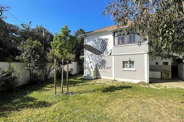 Gîte pour 5 personnes, avec jardin dans Plage de la Cèpe