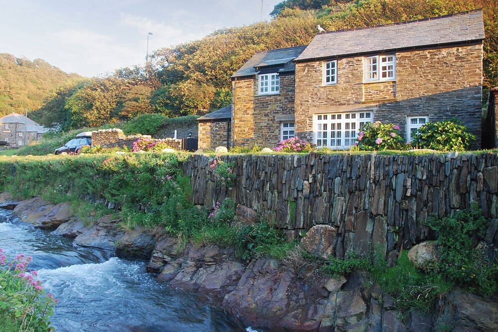 3 bedroom accommodation in Boscastle in Boscastle, Pentire Point - Widemouth