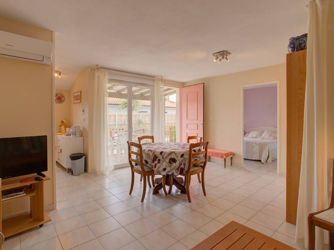 Ganze Wohnung, Charmantes T2 mit Terrasse - 4 Pers. in Biscarrosse (Bourg), Biscarrosse