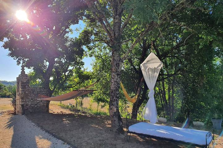 Gîte pour 4 personnes, avec jardin ainsi que piscine et terrasse, animaux acceptés à Reilhaguet - 4
