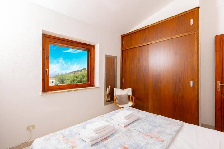 Ferienwohnung für 5 Personen, mit Ausblick und Balkon in Lu Fraili di Sopra - 4