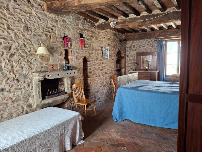 Chambre d’hôte pour 3 personnes, avec Balcon et Terrasse ainsi que Jardin et Vue dans Ruota