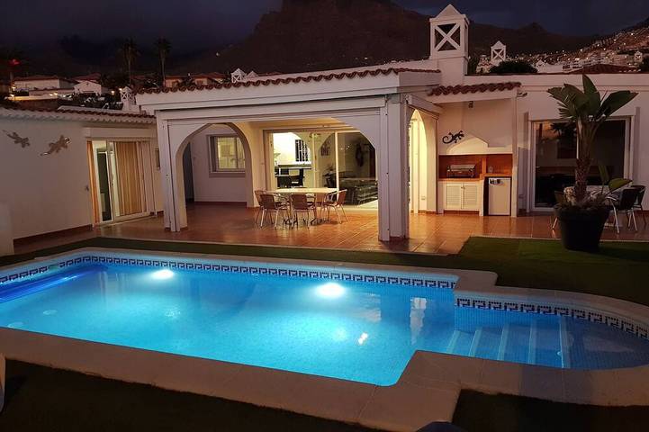Ferienhaus für 4 Personen, mit Garten und Terrasse - 1