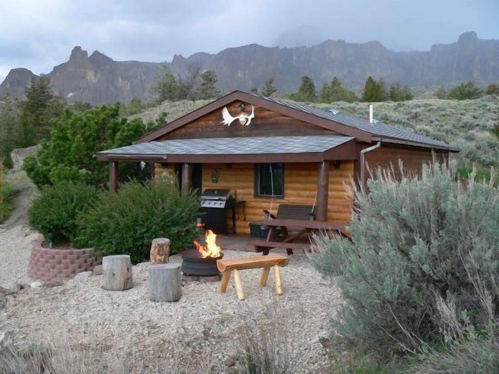 Gästehaus mit 2 Schlafzimmern, Blick auf die Berge und Abenteuer im Freien! in Cody (WY), Absaroka Range