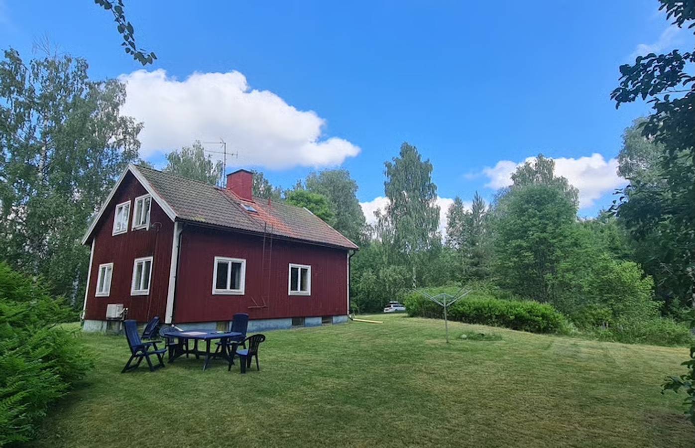 Urlaub im Wald an einem kleinen See in Värmland in Värmland