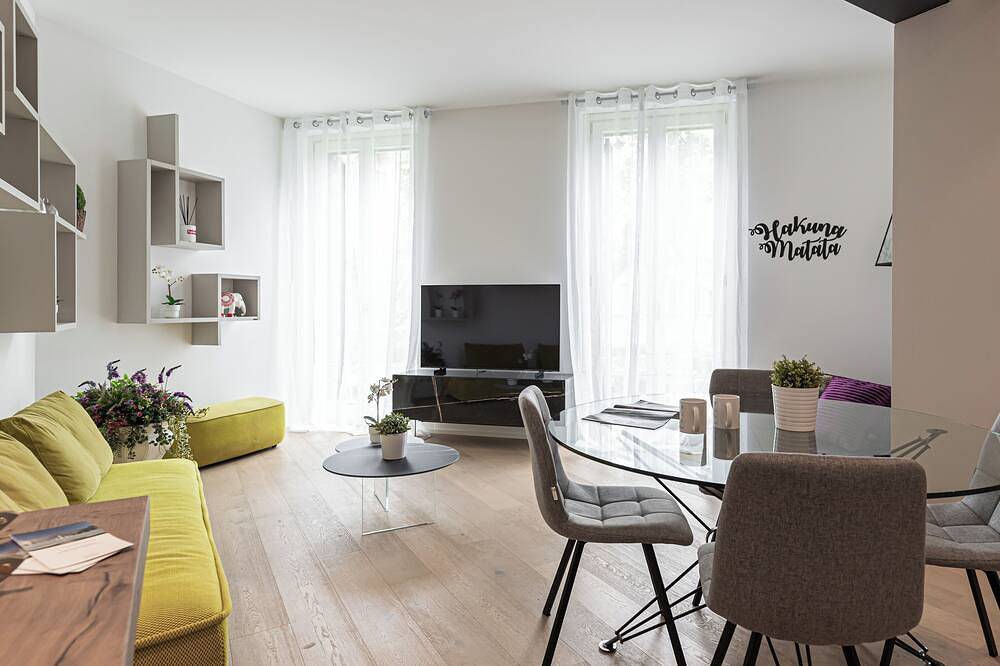 Apartamento entero, Aliprandi 29 - Two Bedroom Apartment, Sleeps 5 in Centro (Monza), Monza