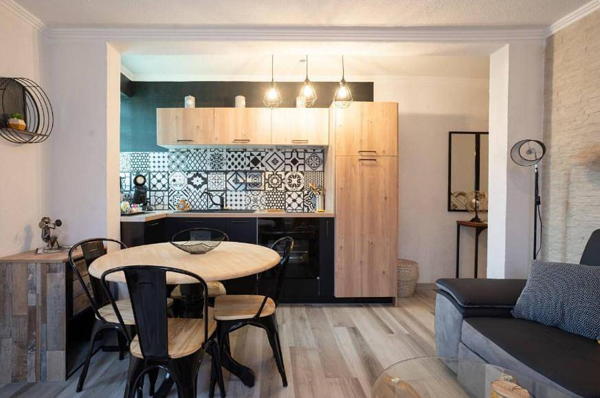 Appartement entier, One-Bedroom Apartment in Montans, Région d'Albi